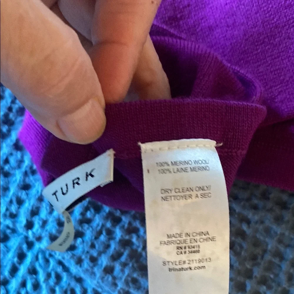 Trina Turk -NWT 20” long 100 % Merino Wool Knit Evening Gloves O/S fits most